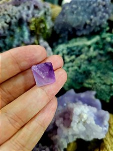 Fluorita Octaedro Roxa