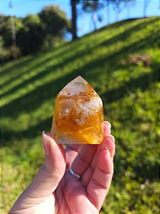 Quartzo Golden Healer Extra com Lolita Branca