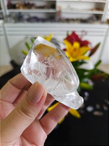 Dragão esculpido em pontas de Quartzo Translúcido