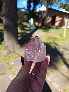 Ametista com Quartzo Translúcido Lapidada