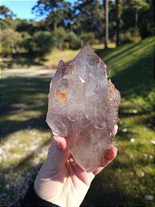 Mestre Ísis Dupla, Biterminado e Coberto de Hematita