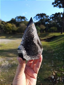 Ponta Ágata Negra e Cornalina com Drusa de Quartzo