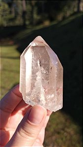 Quartzo com Inclusão de Lodolita em Espiral