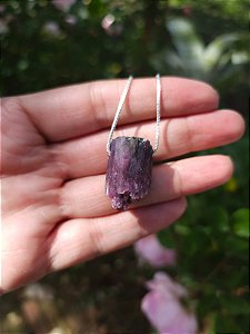 Colar Médio Turmalina Roxa