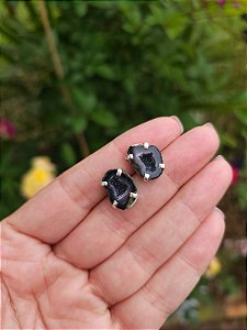 Brincos de Geodo Negro com Cristalização Interna