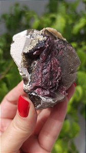 Rubelita com Mica Magenta e Dourada com Quartzo Fumê