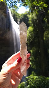 Varinha de Cristal Phantom Biterminada Rutilada com Chaves