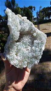 Drusa de Quartzo com Celadonita