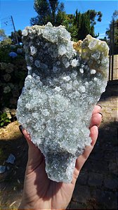 Drusa de Quartzo com Celadonita