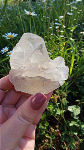 Calcita com inclusão de Manganês e cobertura de Brilho Fino