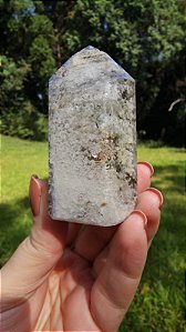 Quartzo com Lodolita e Rutilos