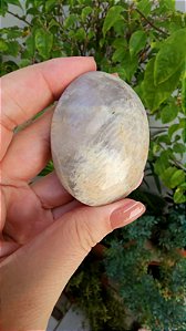 Pedra da Lua Pêssego com Adularescência