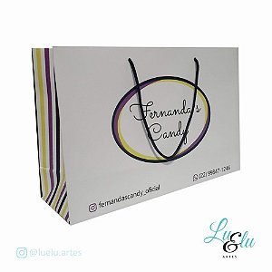Sacola de Papel Personalizadas Branco  Alças Cordão de Nylon tamanho 18X30X08cm kit com 10 unidades