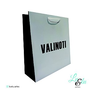 Sacola de Papel Personalizadas Branco Alças Cordão de Nylon tamanho 22X20X08cm kit com 10 unidades