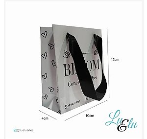 Sacola de Papel Personalizadas Branca Alças de Cetim Tamanho 12X10X04cm kit com 10 unidades