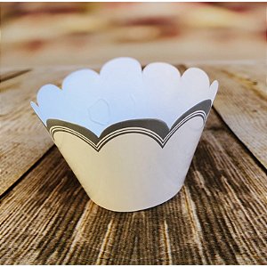 12 SAIA PARA CUPCAKE FRANCESINHA PRATA 12.51 (NC TOYS CUPCAKE)