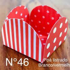 50 Forminhas Listras Poá Vermelho/Branco Para Doces 4 Pétalas 3,3X3,3X2,2 10.31 (Nc Toys Simples)
