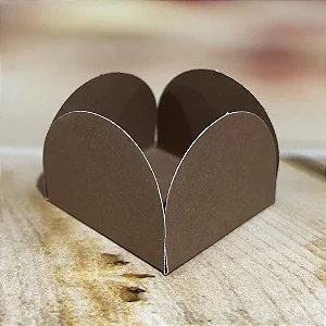 50 Forminhas Marrom Para Doces 4 Pétala Mini 3X3X2 Cm (70.14) Nc Toys Mini