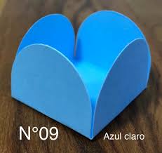 50 Forminhas Azul Claro Para Doces 4 Pétalas G 4X4X2.7 ( 55.6 ) Nc Toys G