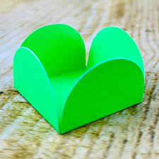 50 Forminhas Verde Limão Para Doces 4 Pétalas Mini 3X3X2 Cm 70.7 (Nc Toys)