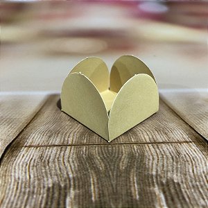 50 Forminhas Para Doces Bege 4 Pétalas 10.94  (Nc Toys Simples)
