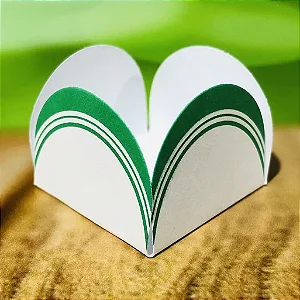 50 Forminhas Para Doces Francesinha Verde 4 Pétalas 10.75 Nc Toys Simples