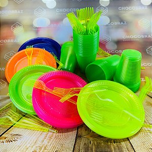 Kit Festa 50 PESSOAS DESCARTAVEIS NEON MISTO GARFO + PRATO + COPO