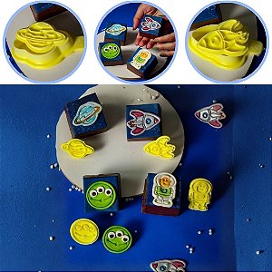KIT CORTADORES COM CARIMBOS ASTRONAUTA 5cm (BLUE STAR)