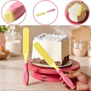 1 ESPATULA CURVA PARA ALISAR BOLOS E TORTAS ROSA CANDY (BLUESTAR)