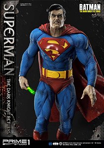 [RESERVADO] Superman - Batman: Dark Knight Returns (comics)