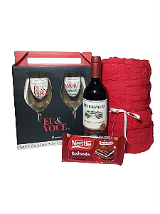 Cesta Presente Casal Vinho, Manta Aconchegante E Chocolate