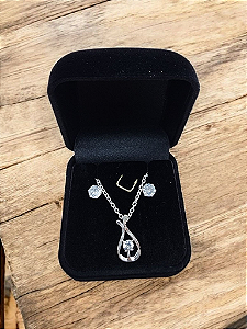 Conjunto colar e brincos prata 925 com detalhe em zircônia BCJ404