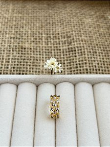BRINCO PIERCING FAKE CRAVEJADO COM ZIRCÔNIAS BANHADO A OURO