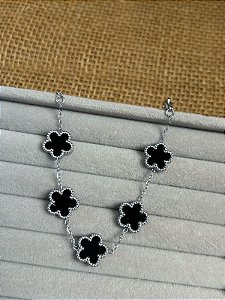 PULSEIRA 05 TREVO PRETO AÇO INOXIDÁVEL