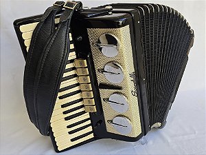 Acordeon 80 Baixos Scandalli "Já Eletrificada"