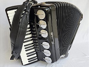 Acordeon 120 Baixos Scandalli 4° de Voz "Linda"