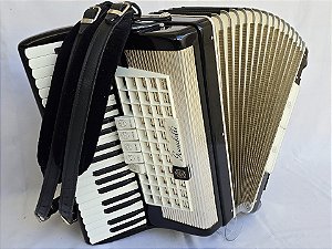 Acordeon 120 Baixos Scandalli Favo de Mel Linda