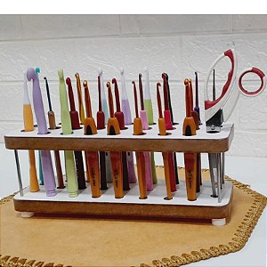 Porta Agulhas De Crochê De Madeira MDF-Suporte Para Agulhas De Crochê/Presente Para Crocheteira