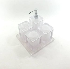 KIT COM  4 POTES E BANDEJA, CRISTA TRANSLUCIDO LINHA QUADRADA EM RESINA DE POLIESTER