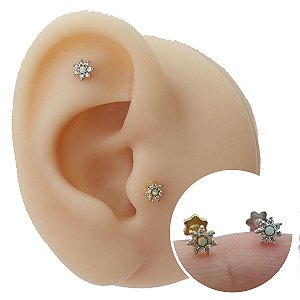 Piercing Labret Plug em Ouro 18K Opala Flor
