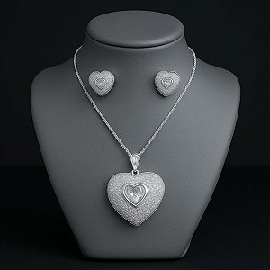 Colar Gargantilha Folheado com Brinco Coração Zircônias