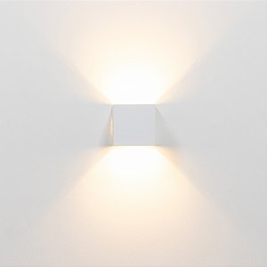 ARANDELA KYUB BRANCO Facho Ajustável 5cm 2W 3000K IP65
