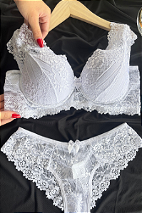 195-301 - Conjunto Luxo Rendado