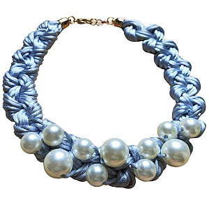 COLAR DE MACRAMÊ COM PÉROLAS