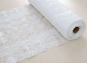 TOALHA MESA RENDADA BEGE FOLHAS 1,37M X METRO KAPAZI