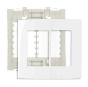PLACA SLEEK 4X4 6 POSTOS HORIZ BRANCO MARGIRIUS