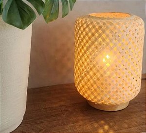 Abajur Palha Trançada