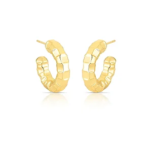 Argola Média Texturizada