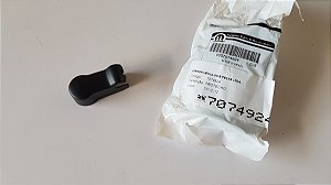 Proteção acabamento braço limpador Traseiro Uno Elba Original