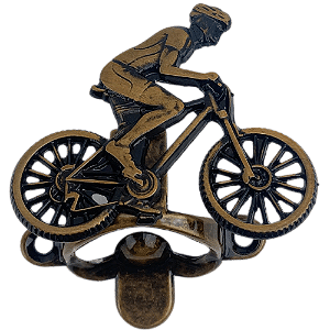 Abridor de Garrafas Ciclista Sentado em Metal Ouro Velho Escovado 7x6cm